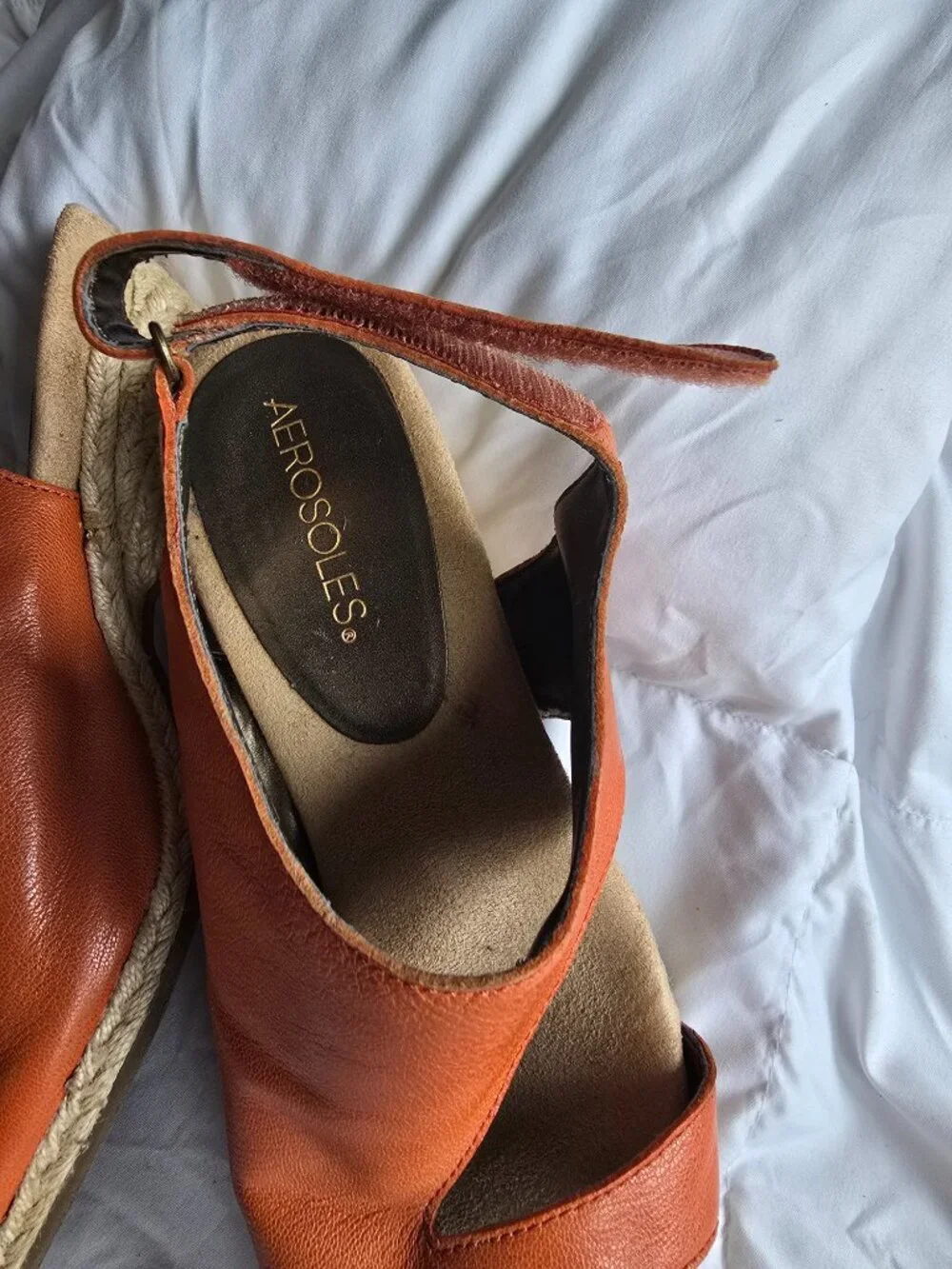 AEROSOLES size balance made